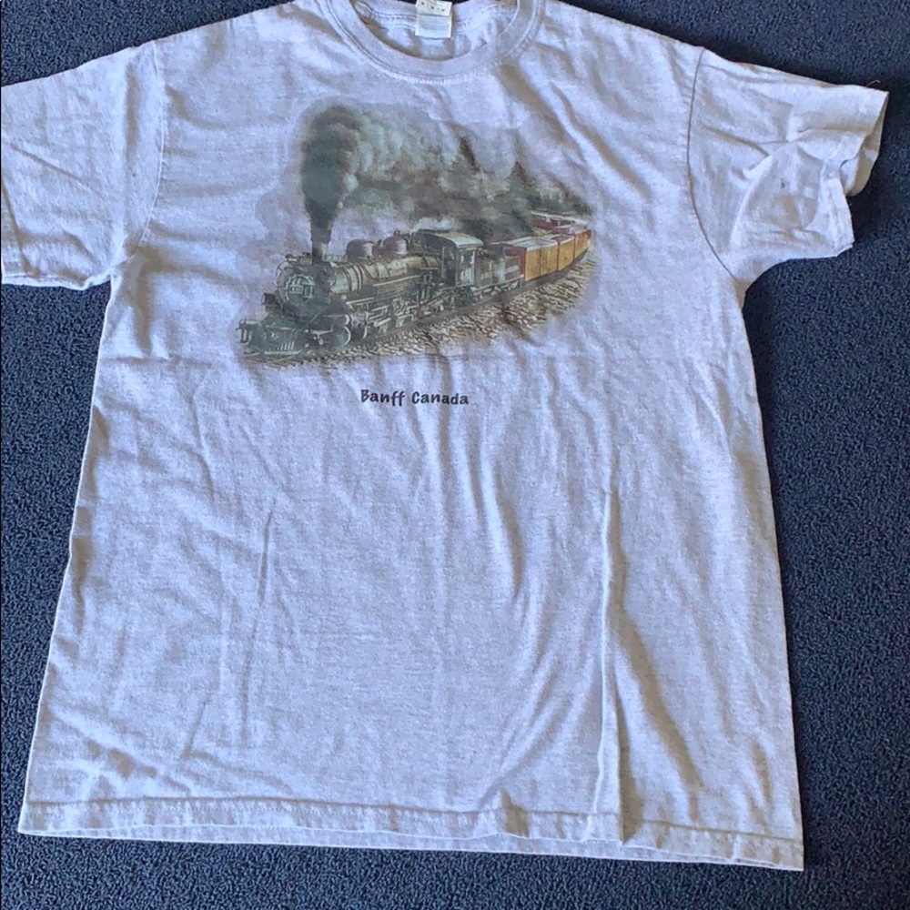 Grey graphic Canada T shirt